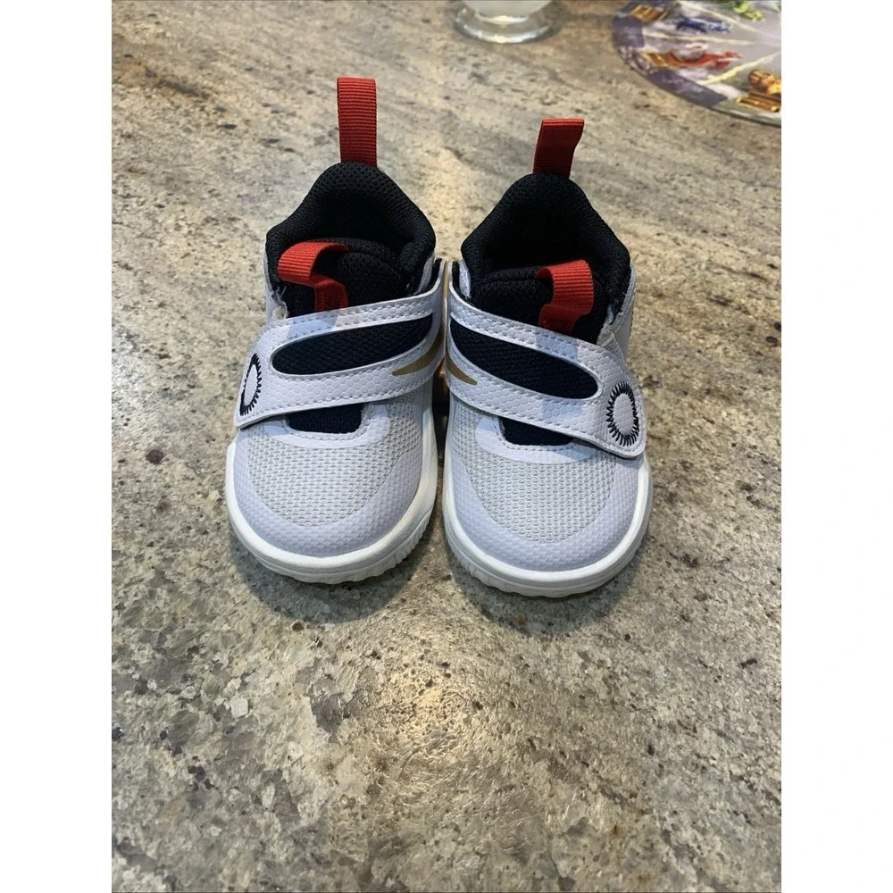 Nike Baby Toddler Infants Shoes  Size 4C‎